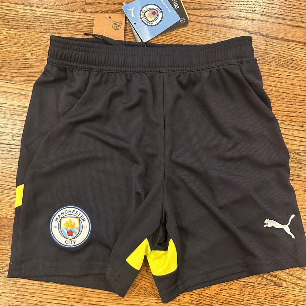 Kids HAALAND Manchester City Kit - Picture 4 of 5